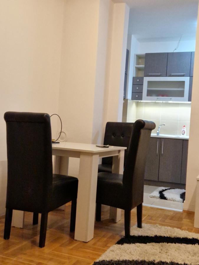 Centar S Nis Exterior foto
